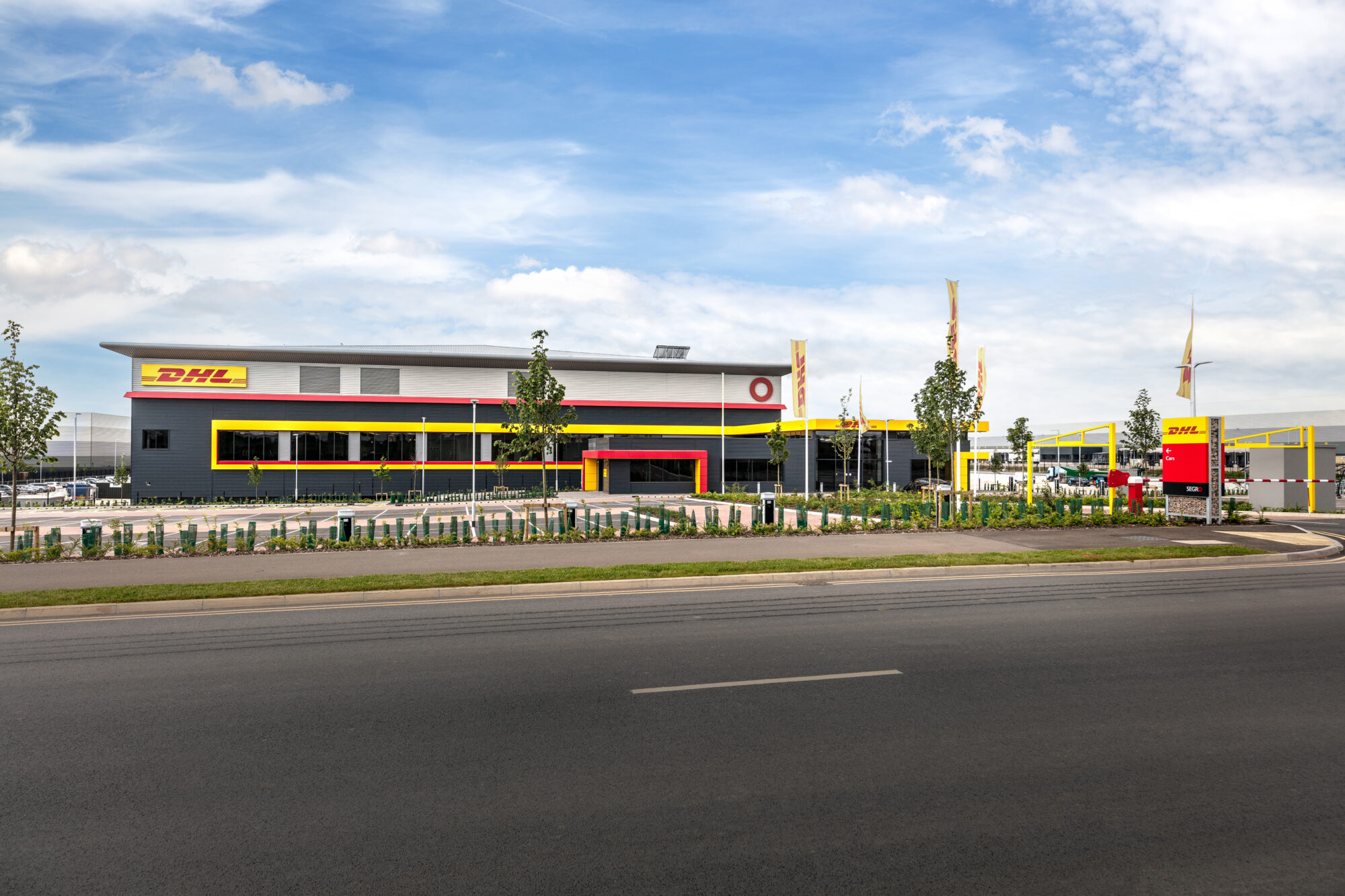 KAM - DHL Coventry Hub 2 - Project 02 - Compressed