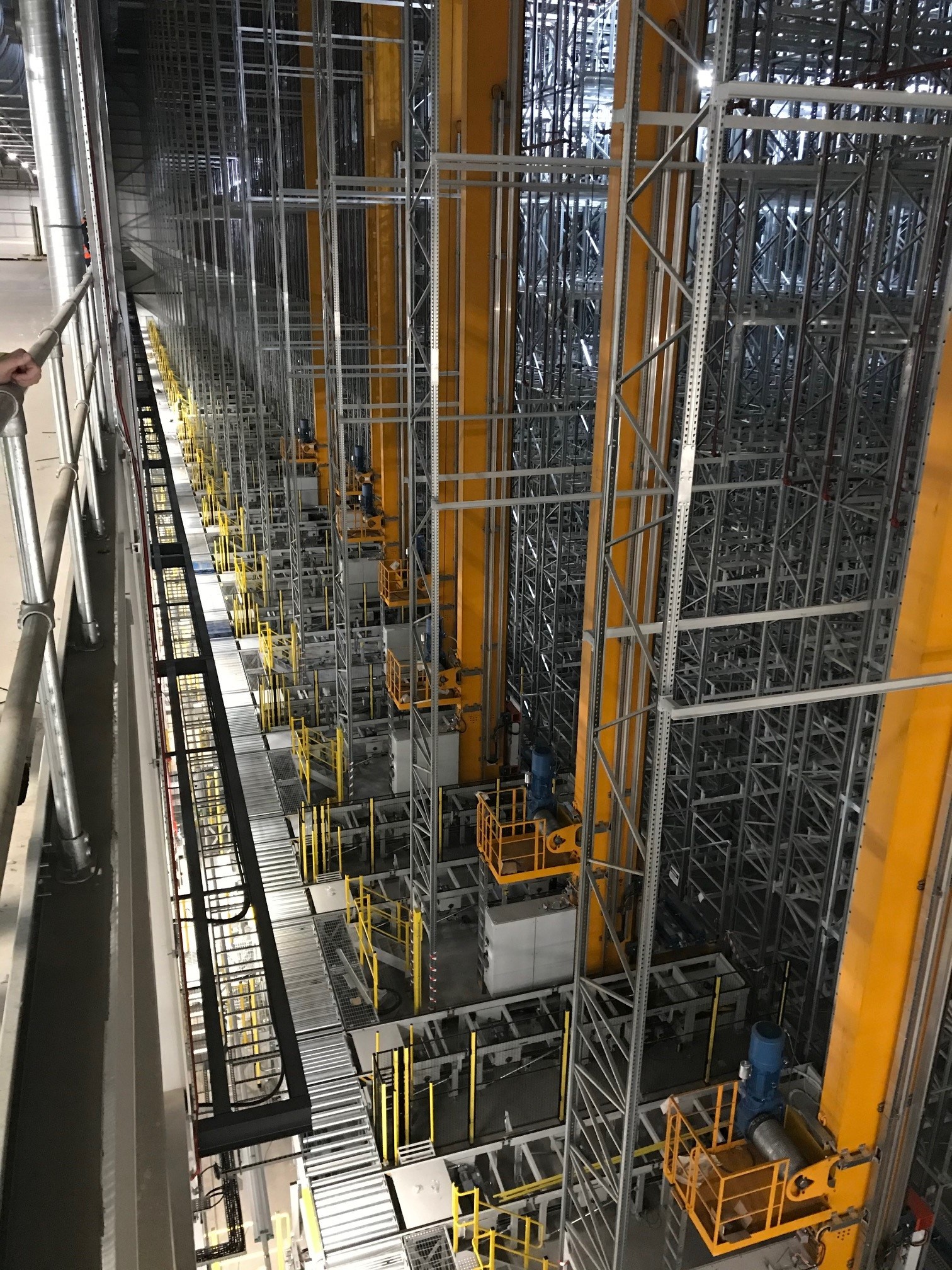 KAM - DHL EMG - Projects 08