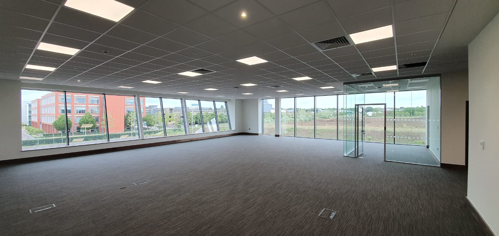 KAM - Gulfstream Farnborough Airport - Projects 08