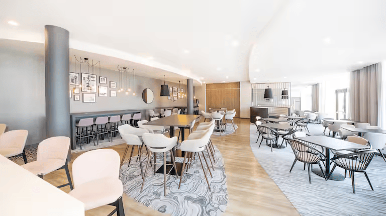 Abacus - Hampton by Hilton - Projects 02